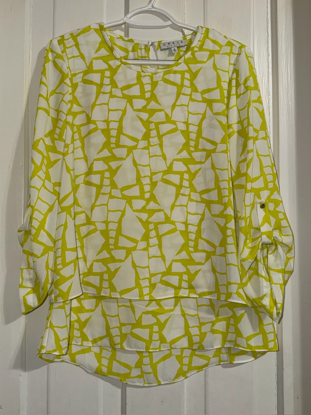 Chaus Women's size small shirt top Geometric Print‎ Blouse